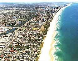 brisbane_beach_broadbeach.jpg